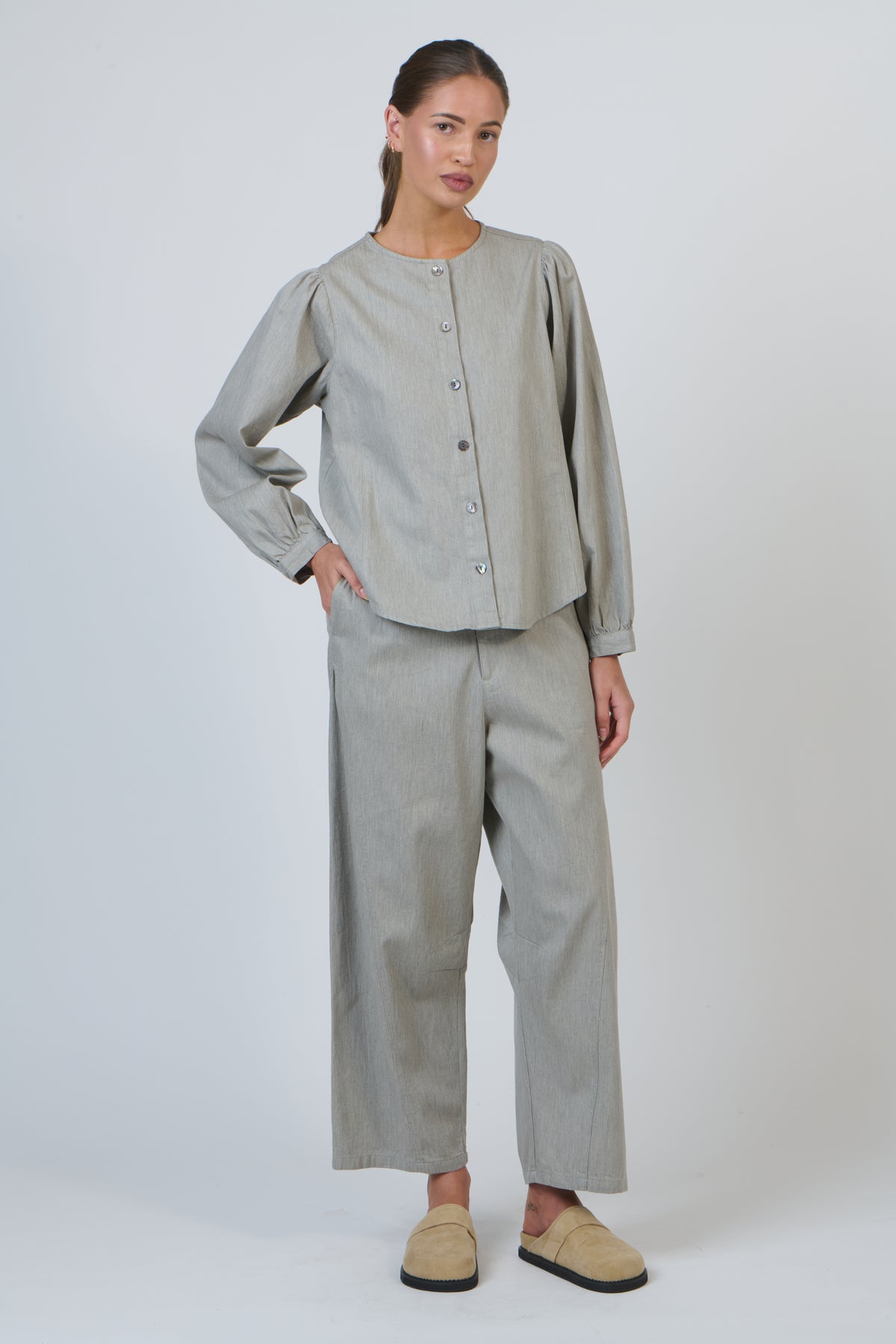 GA679 Limestone Top