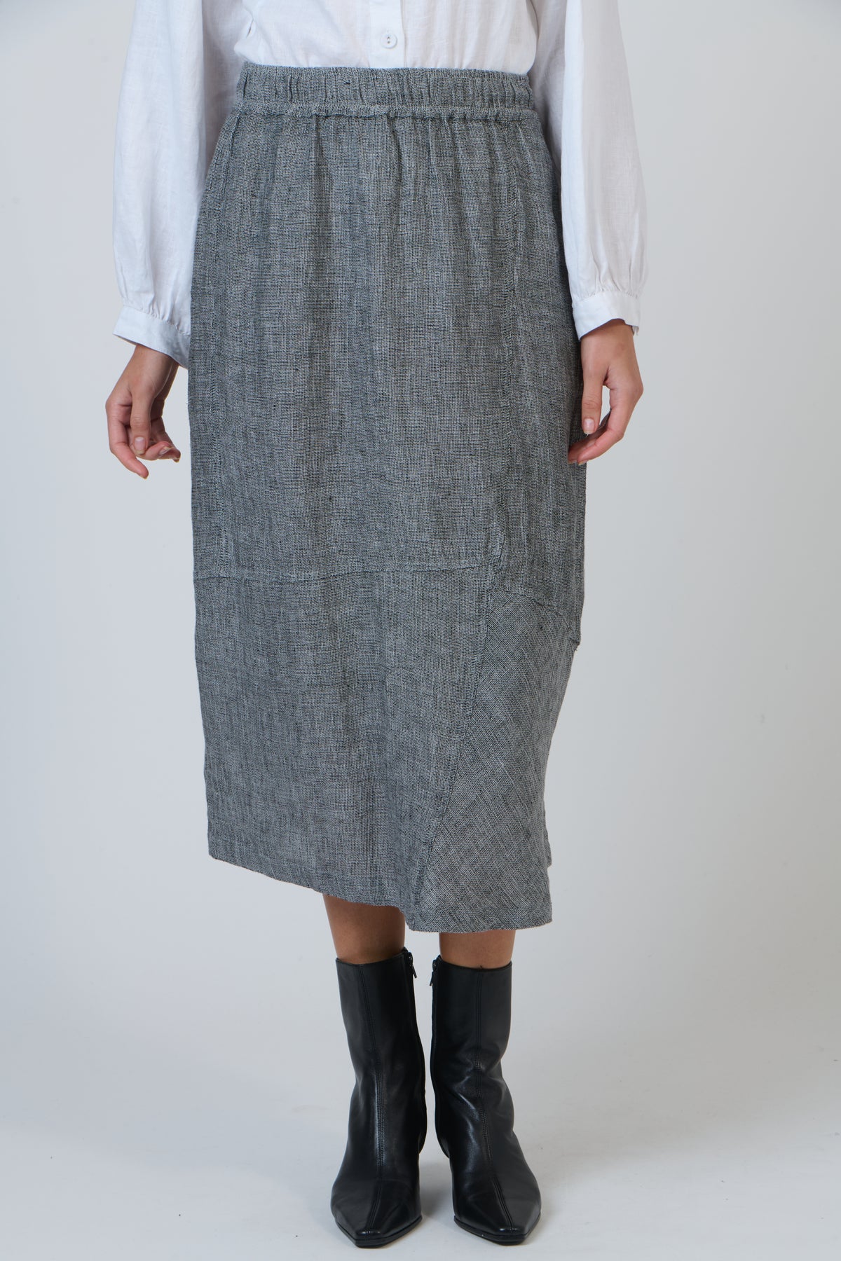 GA474 Cinder Skirt