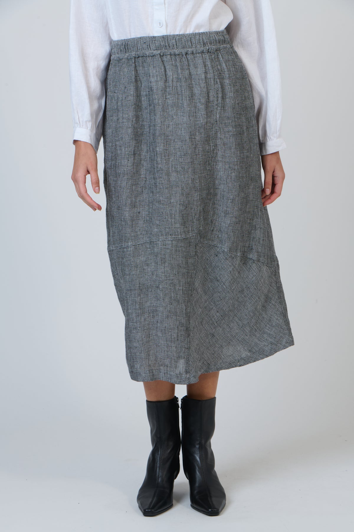 GA474 Cinder Skirt