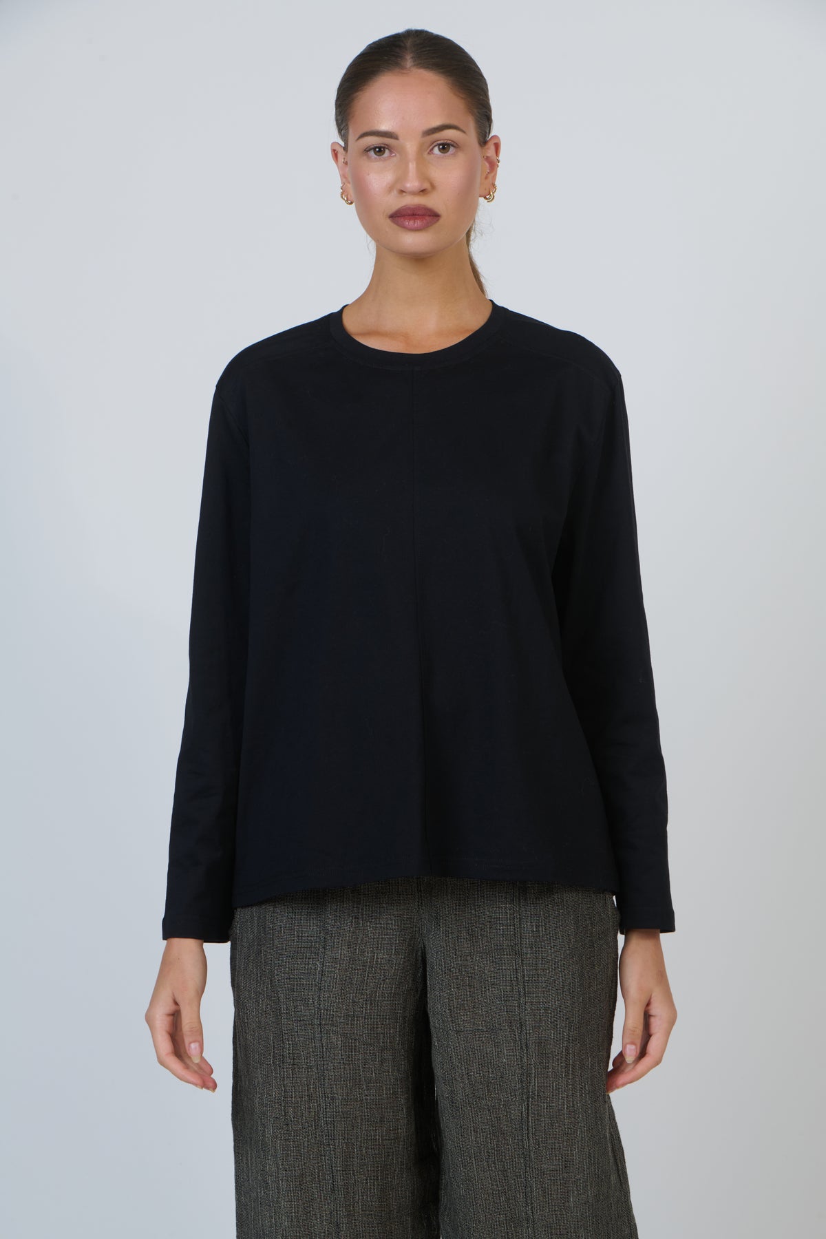 GA667 Black Top
