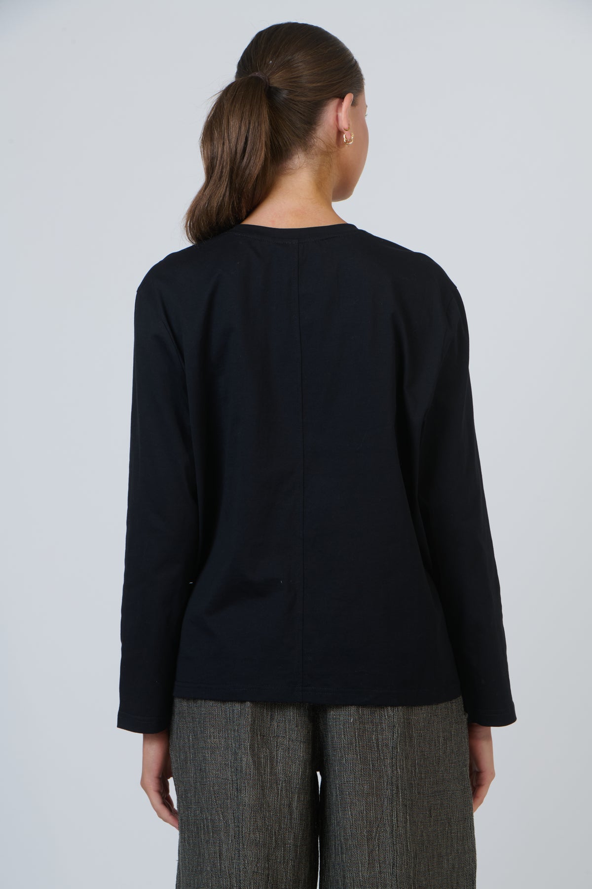 GA667 Black Top