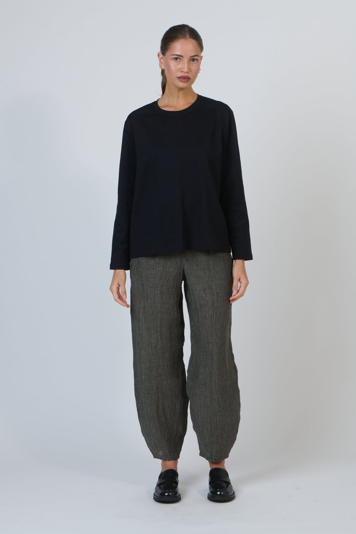 GA667 Black Top