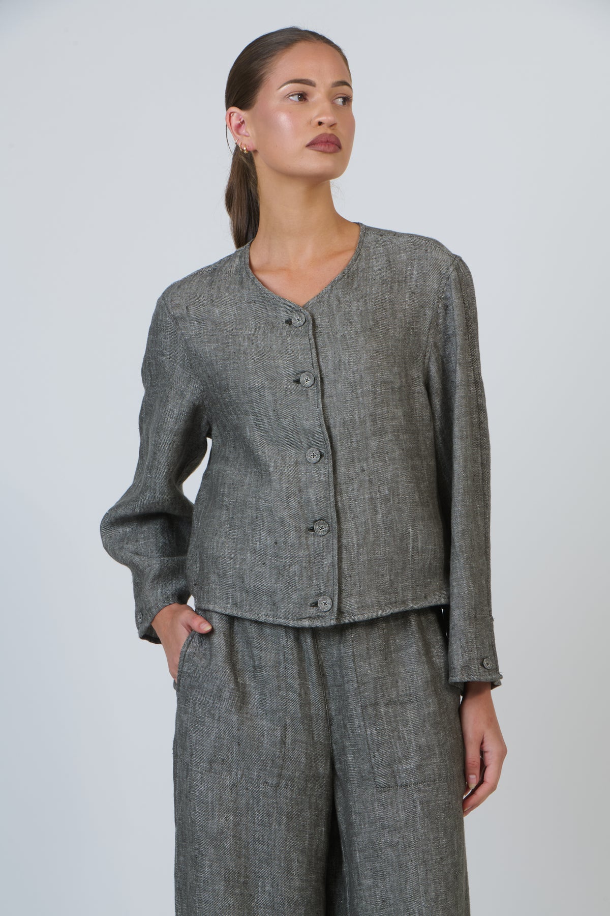 GA672 Tarragon Top