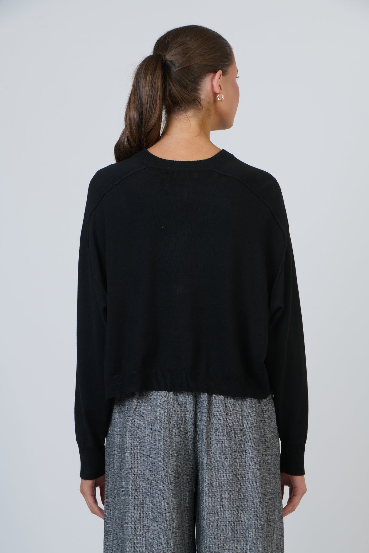 OJ-W40 Black Knit Cardigan