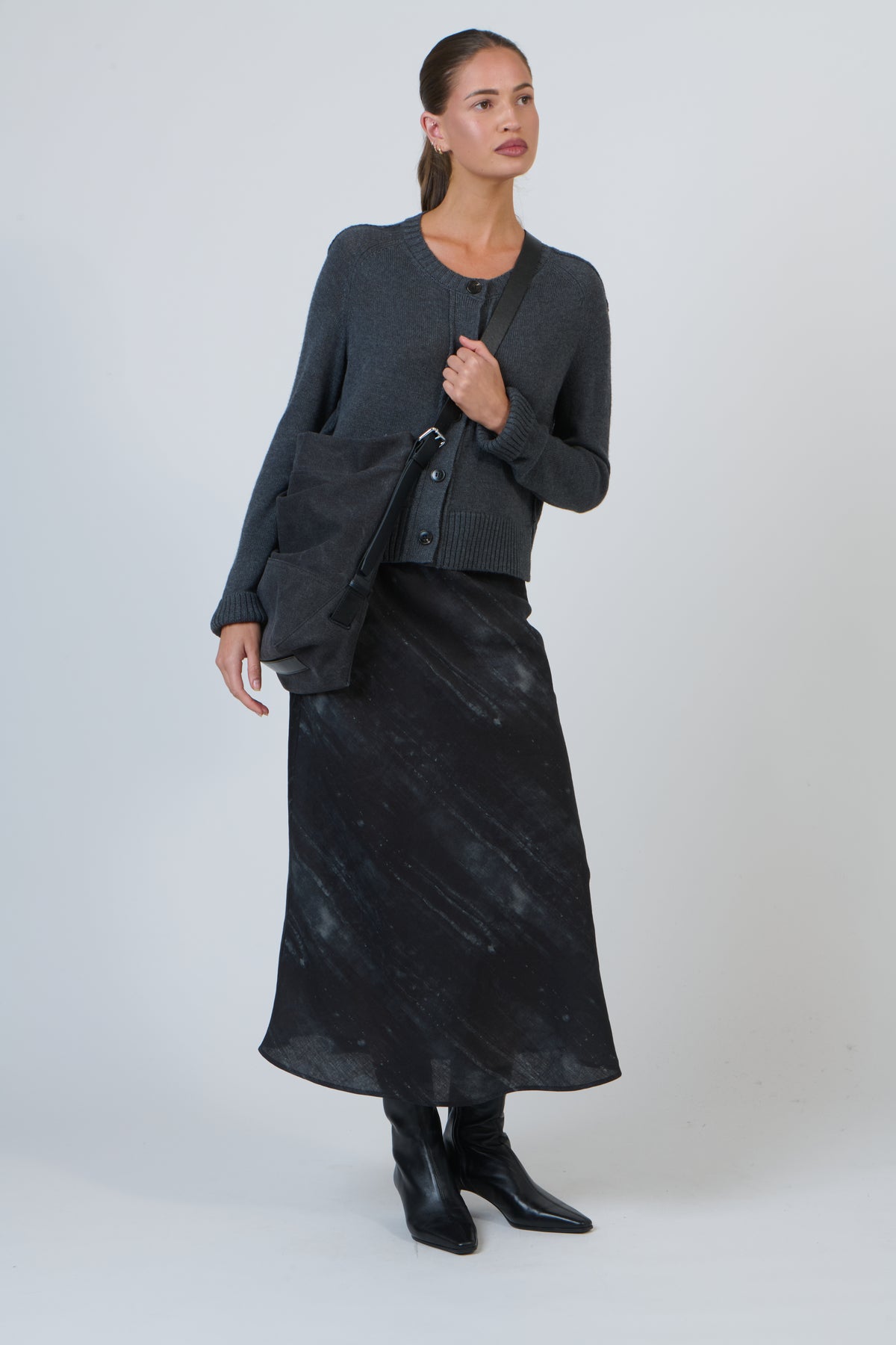 OJ-W43 Cinder Knit Cardigan