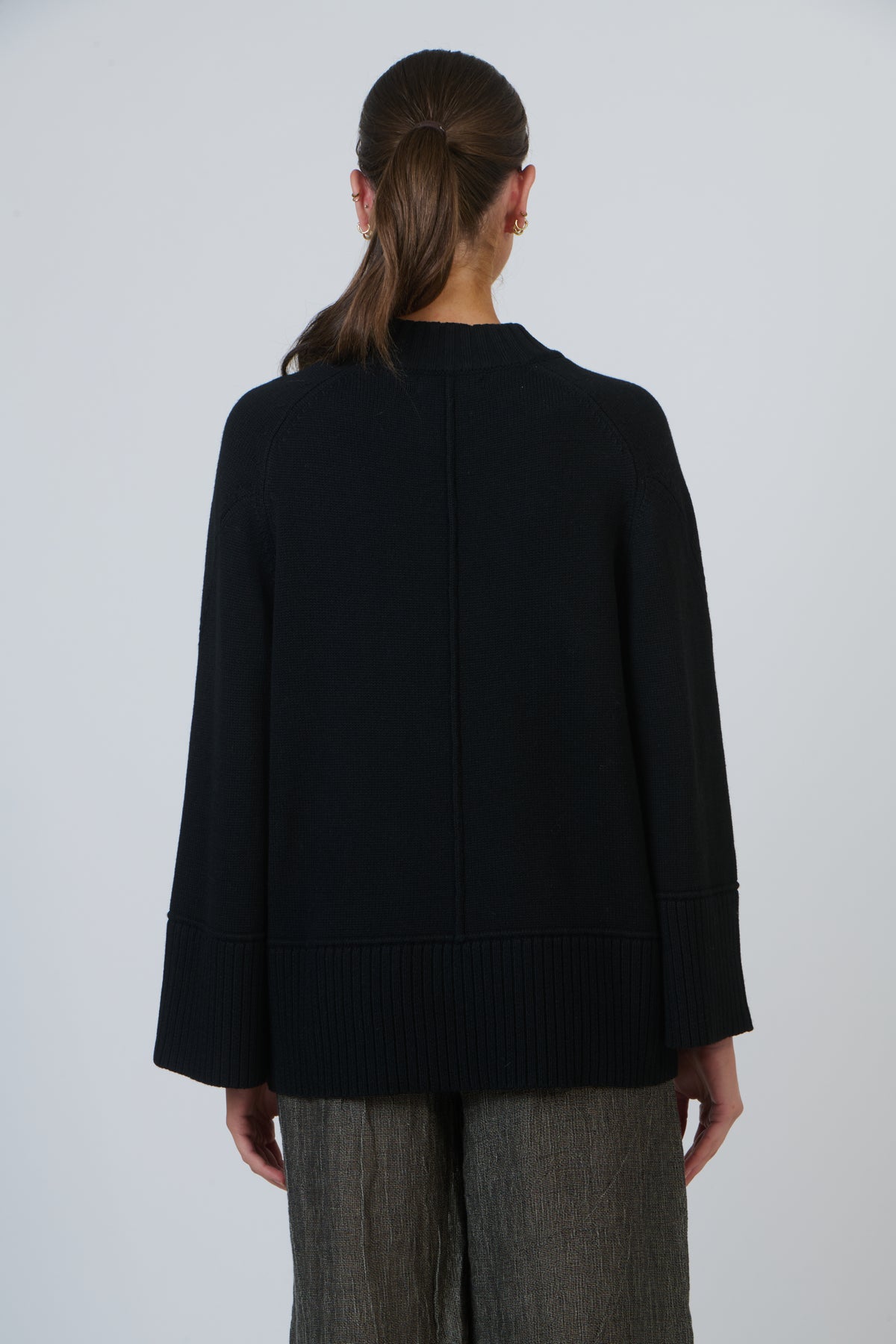 OJ-W47A Black Knit Jumper