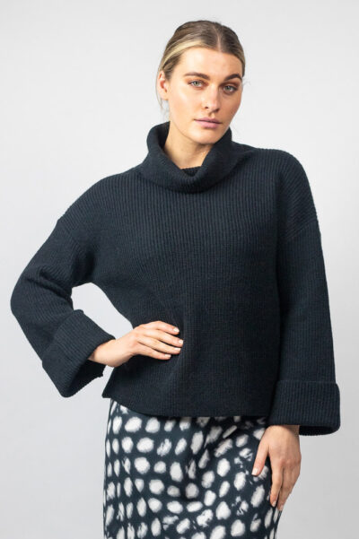 Cuffed Sleeve Jumper Black